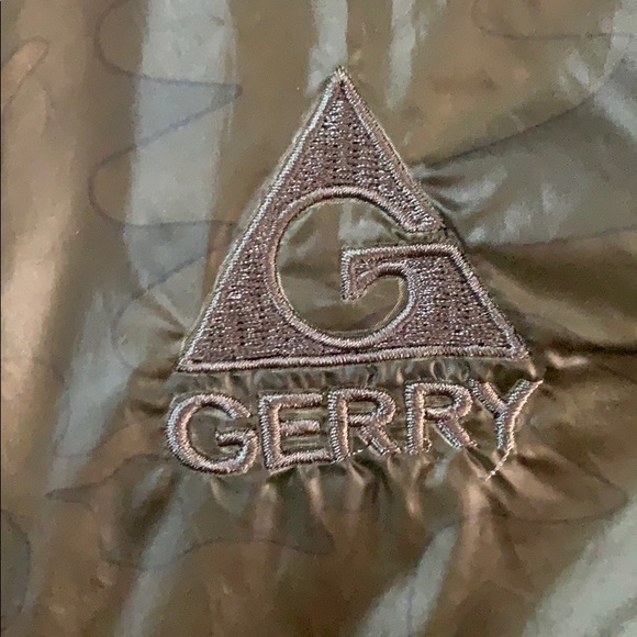 Gerry women’s reversible DOWN vest. - Picture 5 of 6